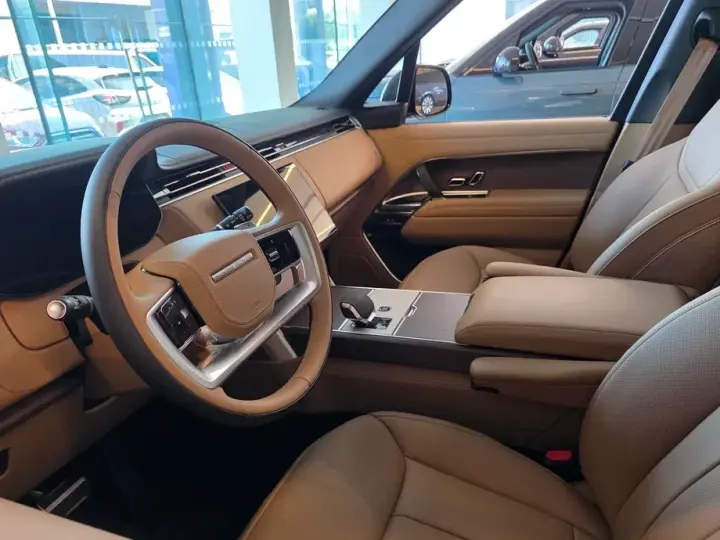 Land Rover Range Rover V 3.0 Si6 P460 PHEV HSE