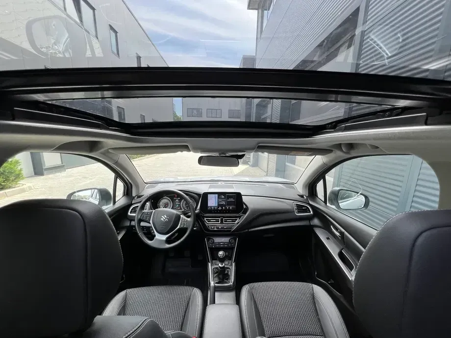 Suzuki S-Cross 1.4 Boosterjet MHEV Luxus — imagine 4