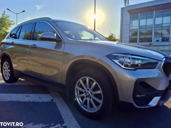 BMW X1 sDrive18i AT