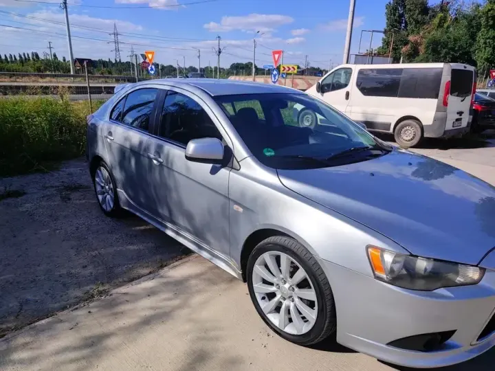 Mitsubishi Lancer X 2.0 DI-D Inform