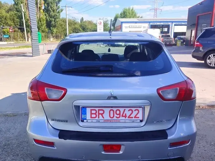 Mitsubishi Lancer X 2.0 DI-D Inform