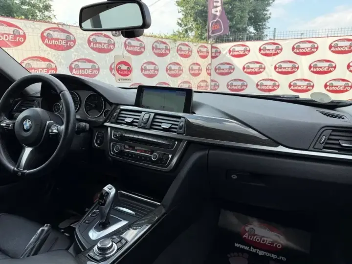 BMW Seria 3 318d Aut. Luxury Line