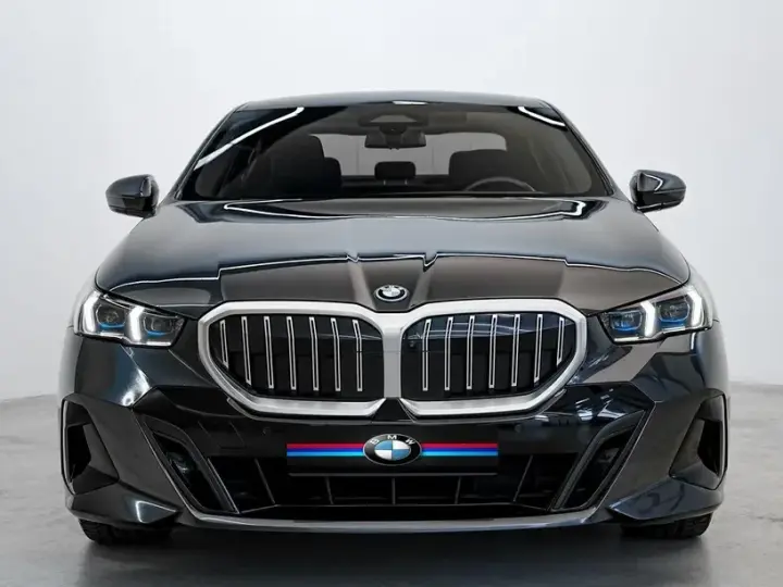 BMW Seria 5 530e Aut.