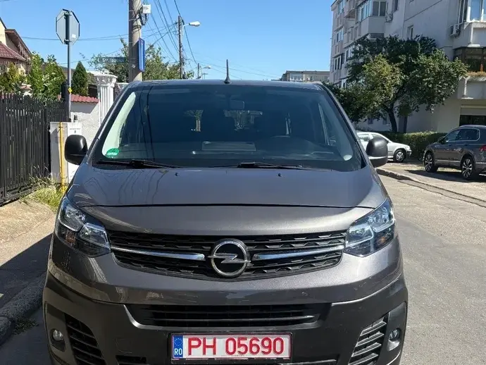 Opel Vivaro 2.0 CDTI 142CP Crew Van L Start/Stop Sarcina Crescuta Enjoy