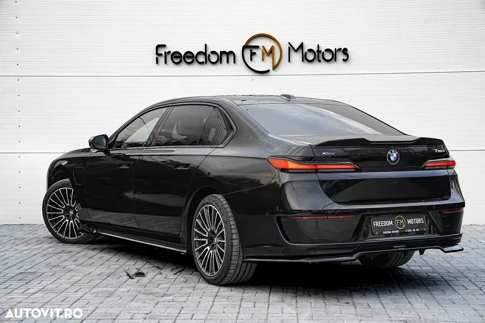 BMW Seria 7 G70 [2022-Prezent] — imagine 5