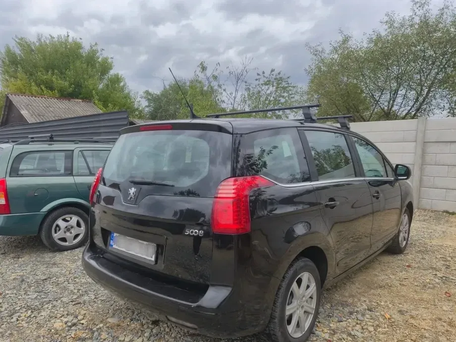 Peugeot 5008 I — imagine 5