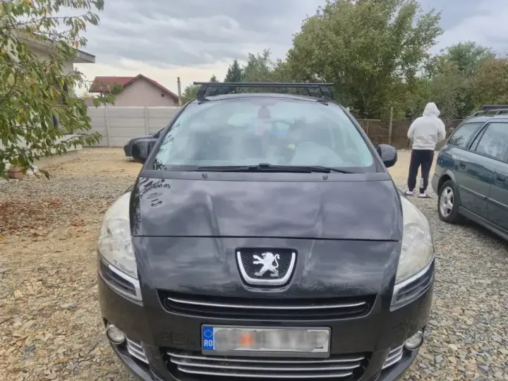 Peugeot 5008 I