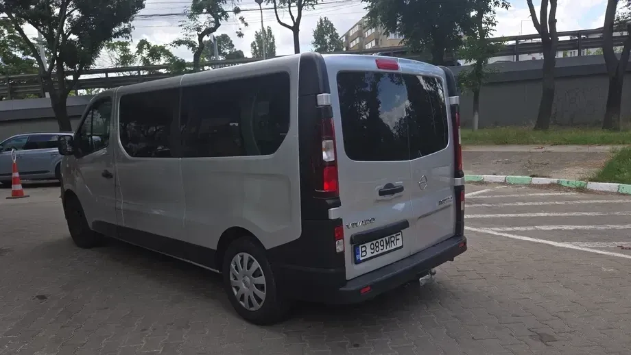 Opel Vivaro L2H1 S&S — imagine 4