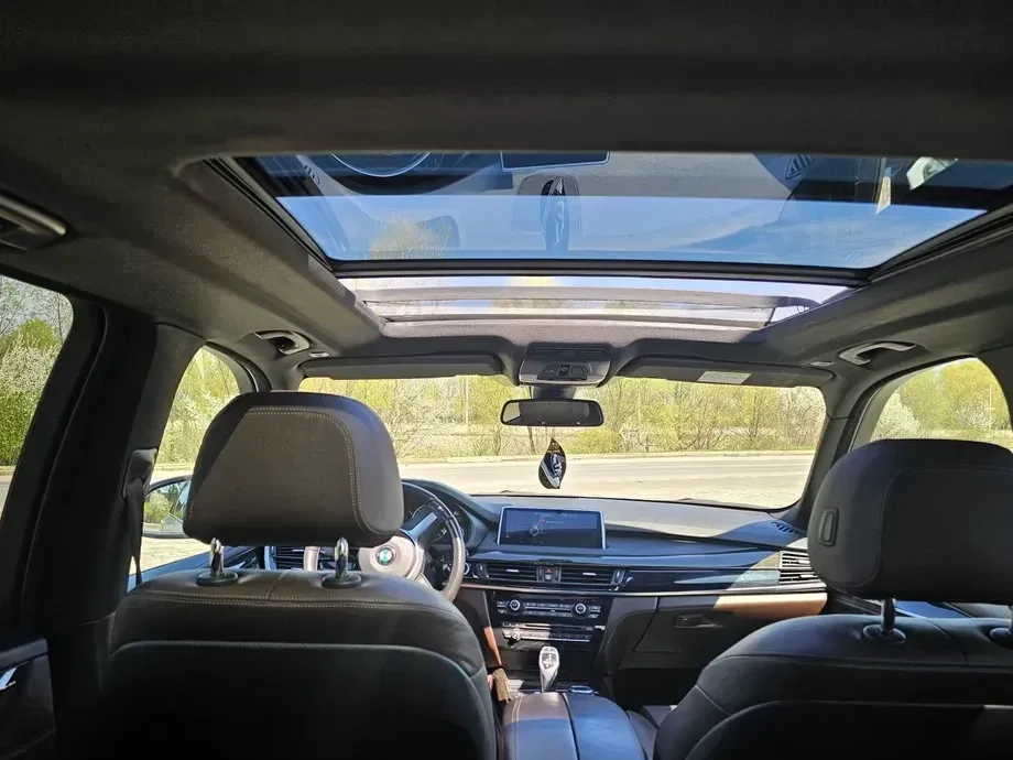 BMW X5 xDrive40d — imagine 5