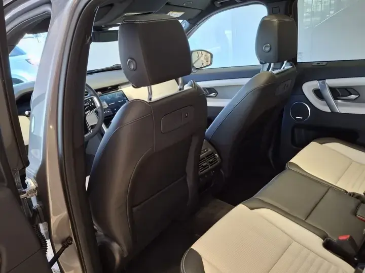 Land Rover Discovery Sport 2.0 D200 MHEV Dynamic SE