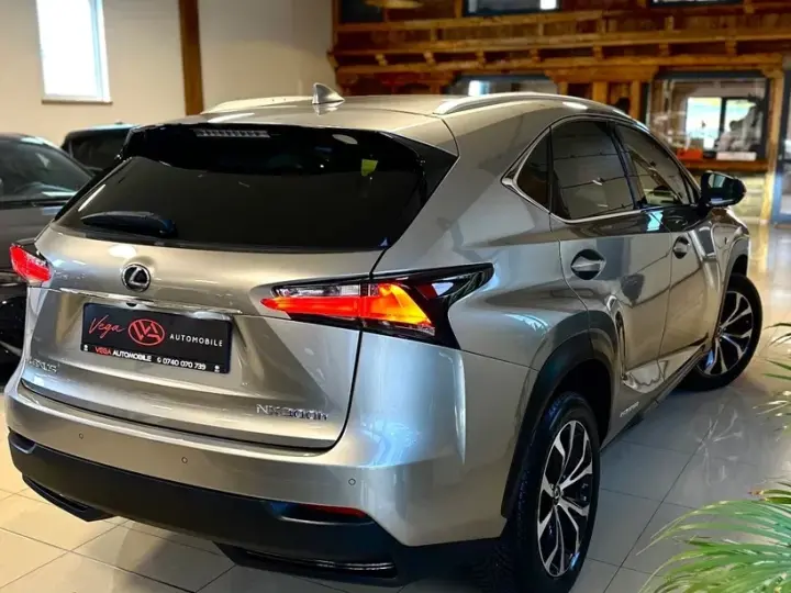Lexus NX 300h
