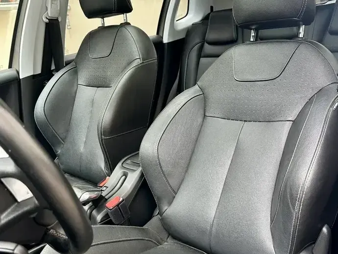 Peugeot 2008 I
