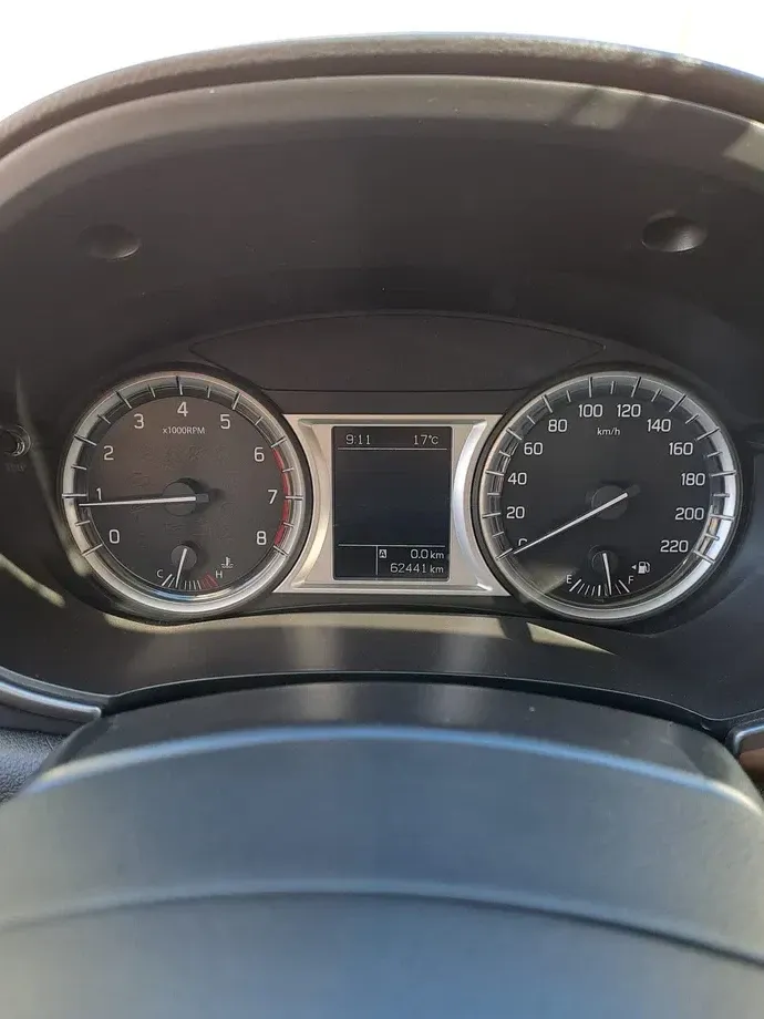 Suzuki Vitara 1.0 Passion — imagine 4