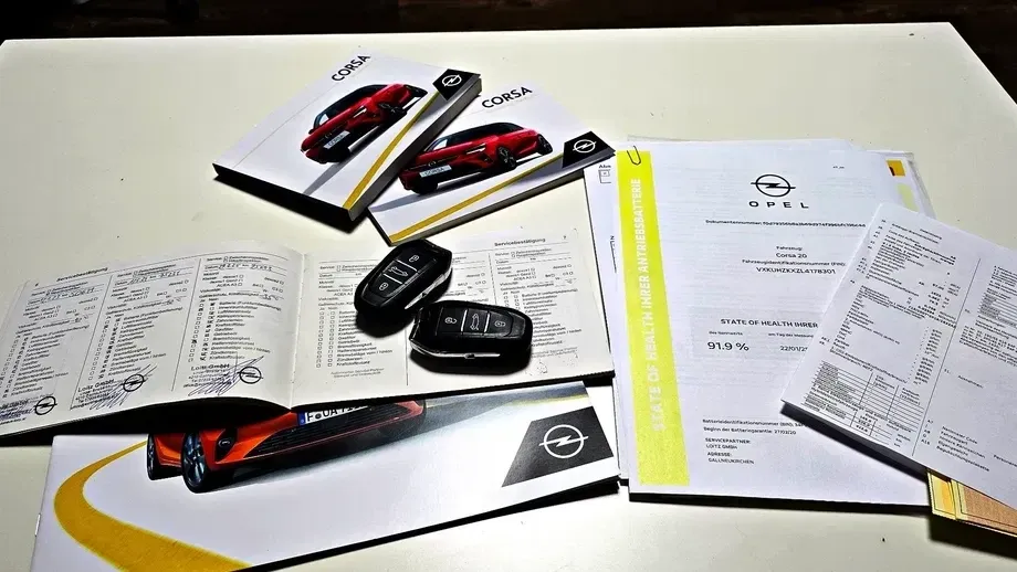 Opel Corsa F Electric GS — imagine 6
