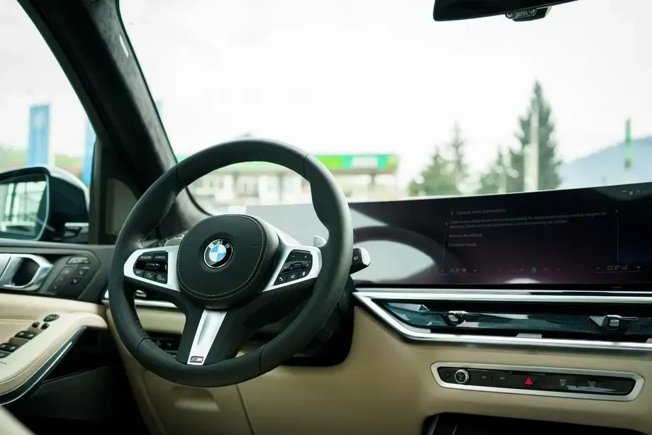 BMW X7 xDrive40i AT MHEV — imagine 6