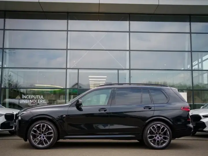 BMW X7 xDrive40i AT MHEV