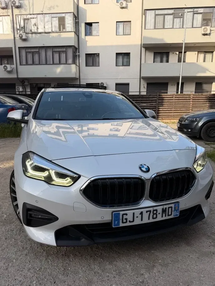 BMW Seria 2 218d AT — imagine 2
