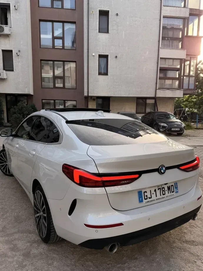 BMW Seria 2 218d AT — imagine 4
