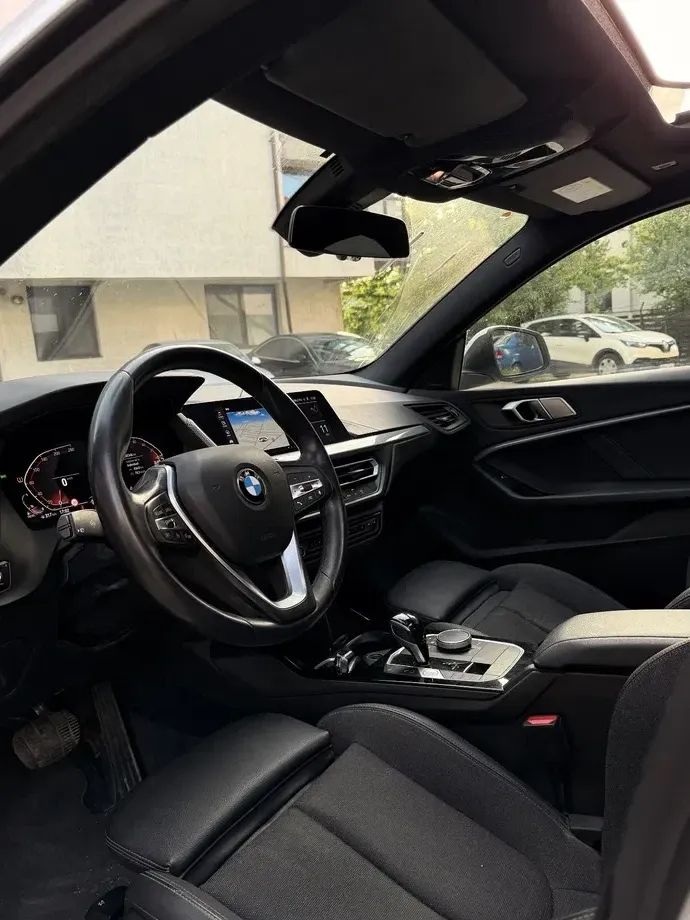BMW Seria 2 218d AT — imagine 5