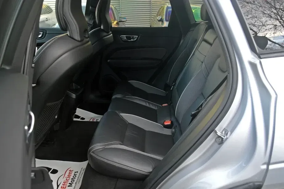 Volvo XC 60 II D4 R-Design — imagine 6