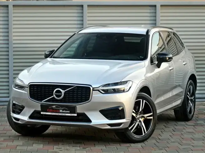 Volvo XC 60 II D4 R-Design