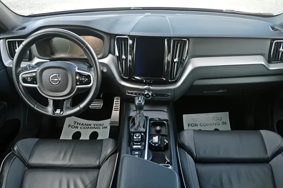 Volvo XC 60 II D4 R-Design — imagine 5