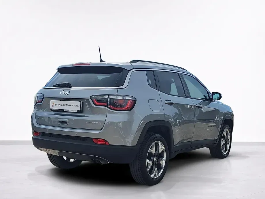 Jeep Compass — imagine 5
