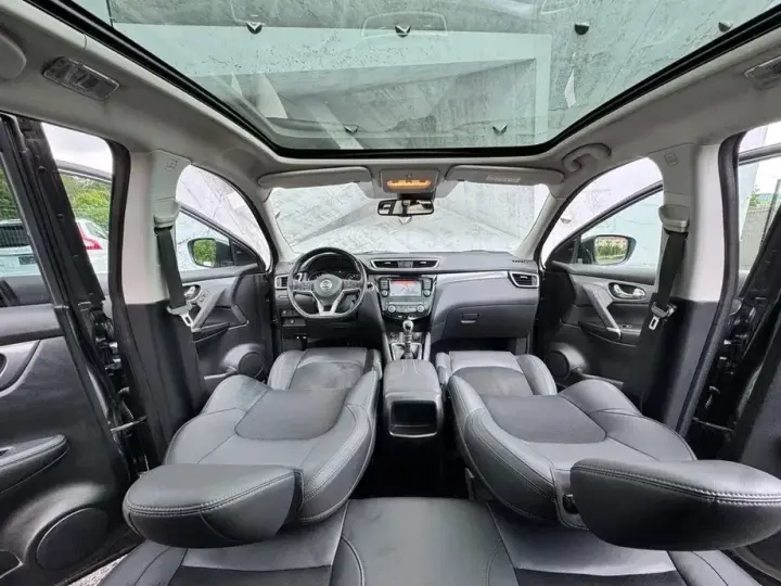 Nissan Qashqai II 1.5 DCI TEKNA