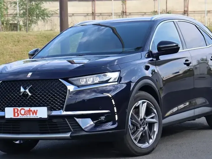 DS Automobiles DS 7 Crossback 4x4 300 OPERA
