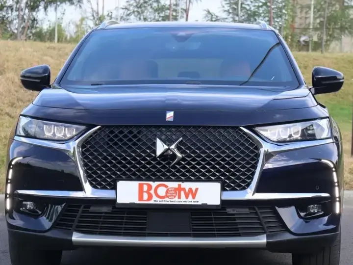 DS Automobiles DS 7 Crossback 4x4 300 OPERA