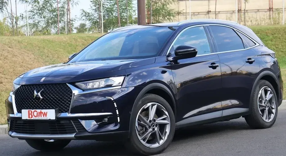 DS Automobiles DS 7 Crossback 4x4 300 OPERA — imagine 4