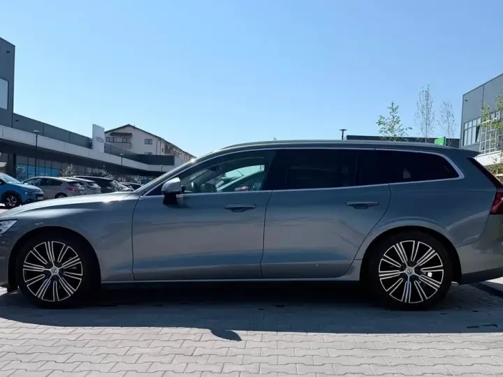 Volvo V60 II B3 B Geartronic Inscription