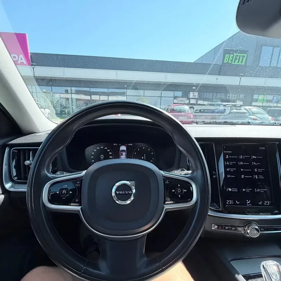 Volvo V60 II B3 B Geartronic Inscription — imagine 6