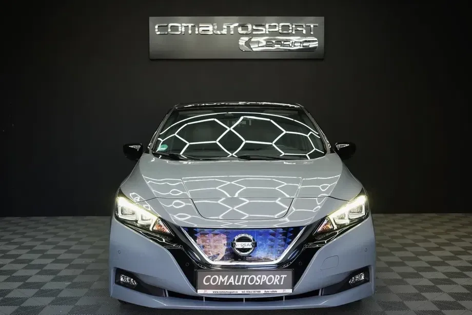 Nissan Leaf II 40 kWh Tekna — imagine 2