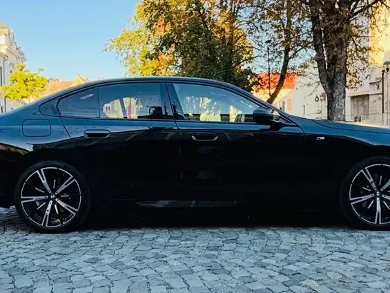 BMW Seria 5 G60/G61 520d AT MHEV