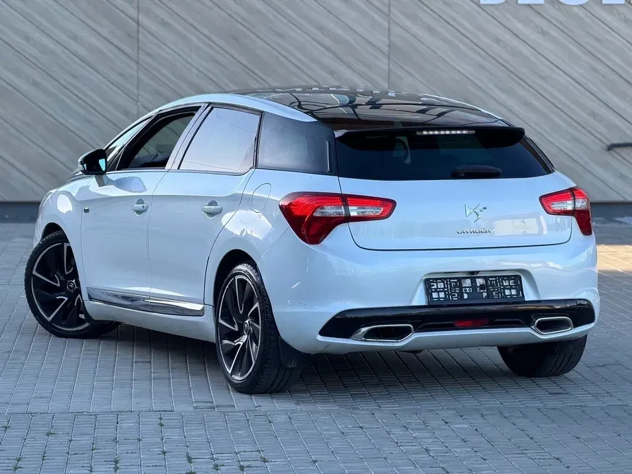 Citroën DS5 Hybrid4 EGS6 SportChic — imagine 3