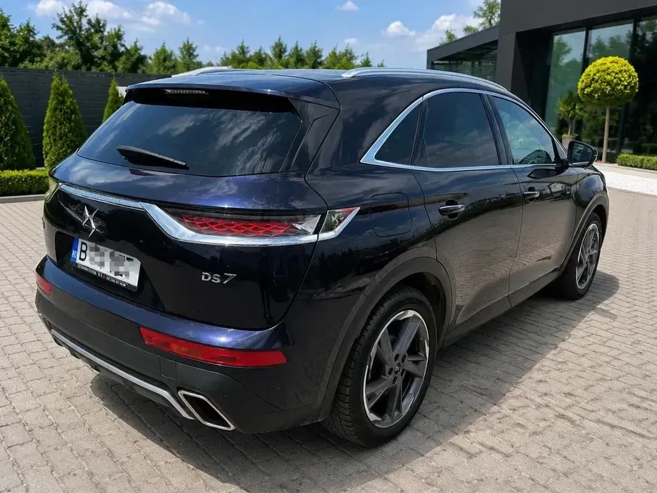 DS Automobiles DS 7 Crossback 4x4 300 OPERA — imagine 2
