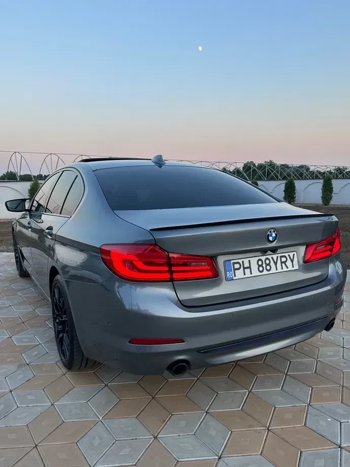 BMW Seria 5 520d Aut. Sport Line — imagine 4