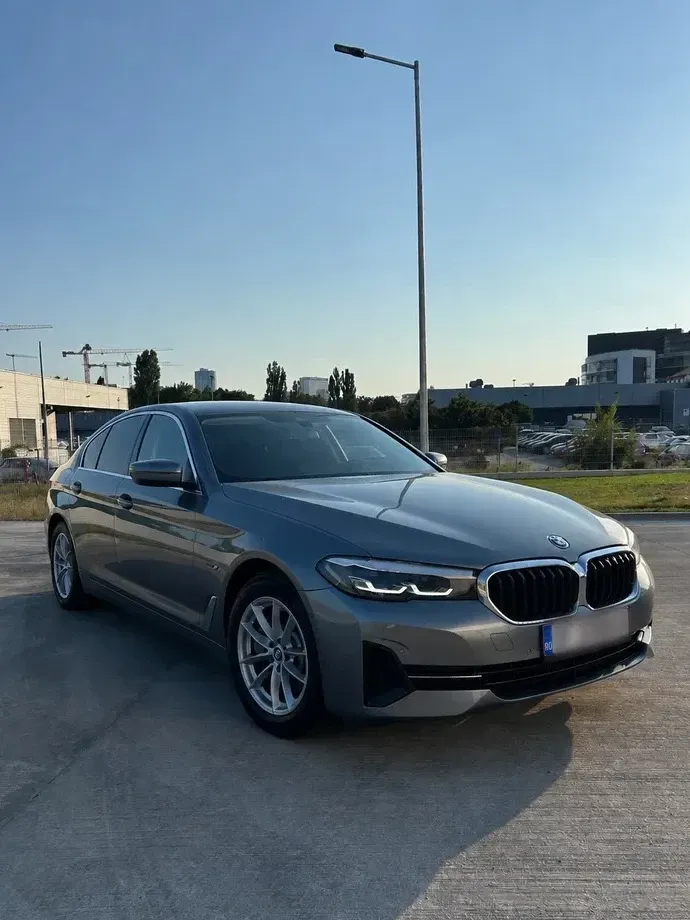 BMW Seria 5 G30/G31 520e AT PHEV — imagine 2