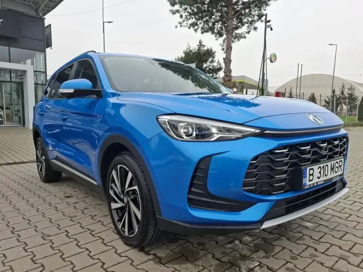 MG ZS HEV Hybrid+ Luxury