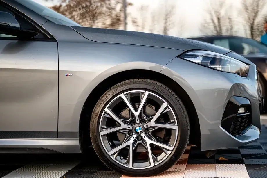 BMW Seria 2 — imagine 3