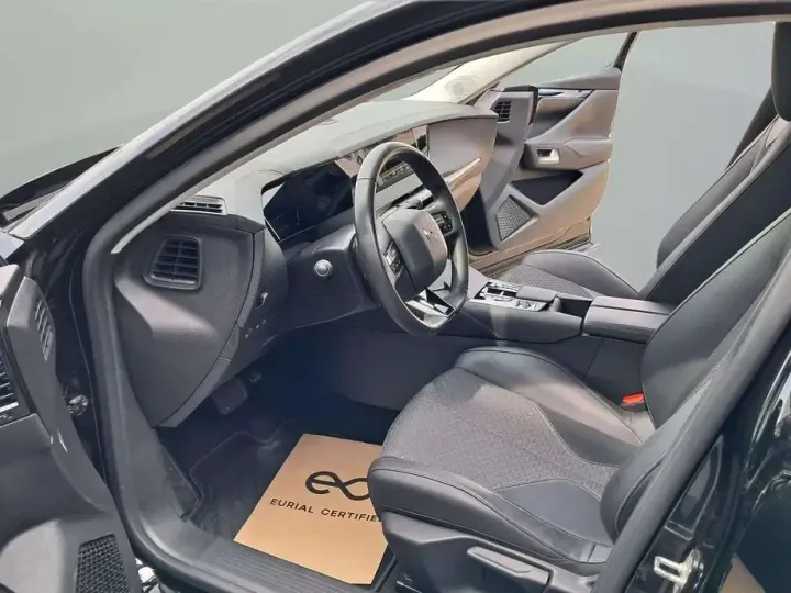 DS Automobiles DS 4 PureTech 130 CROSS TROCADERO