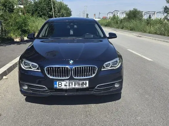 BMW Seria 5 F10/F11/F07 520d xDrive AT