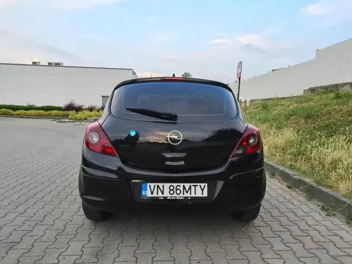 Opel Corsa D 1.0i Enjoy