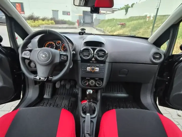 Opel Corsa D 1.0i Enjoy