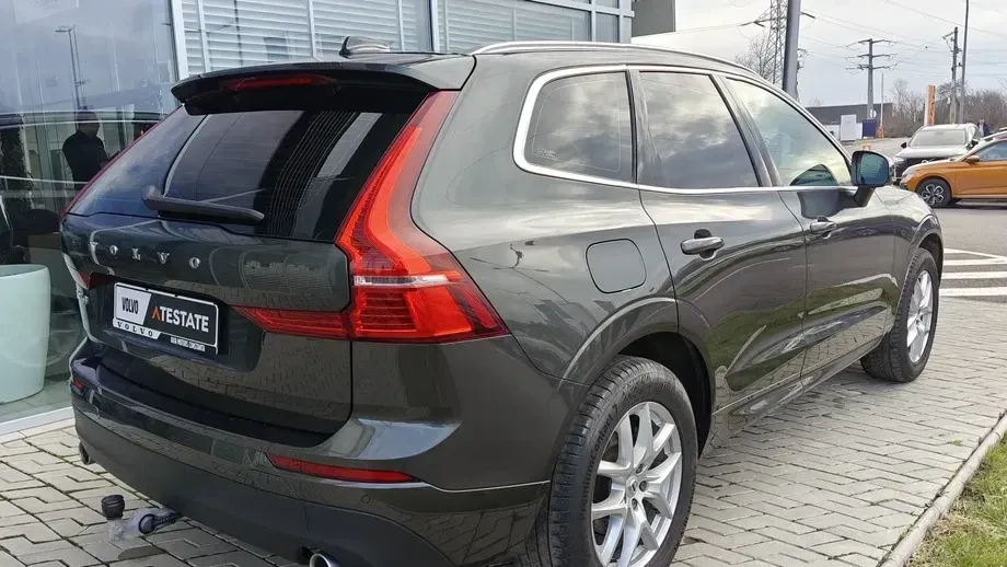 Volvo XC 60 D4 Momentum Pro — imagine 4