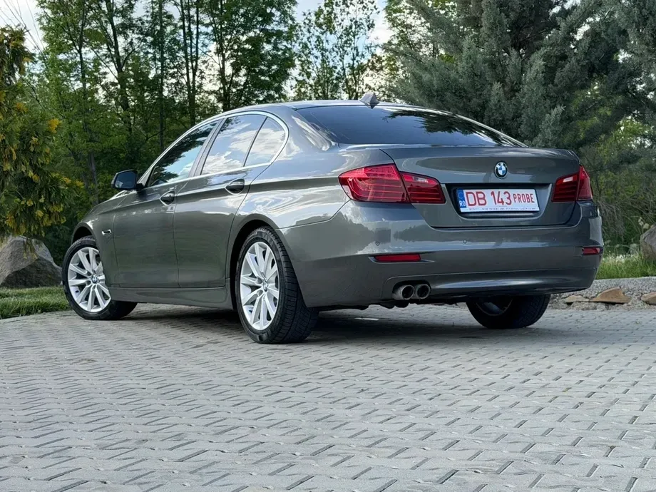 BMW Seria 5 F10/F11/F07 520d Aut. — imagine 4