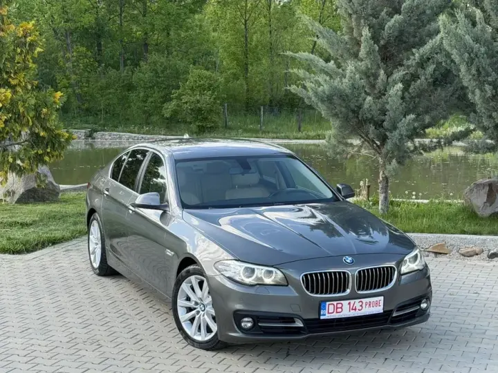 BMW Seria 5 F10/F11/F07 520d Aut.