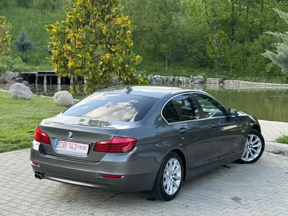 BMW Seria 5 F10/F11/F07 520d Aut. — imagine 3