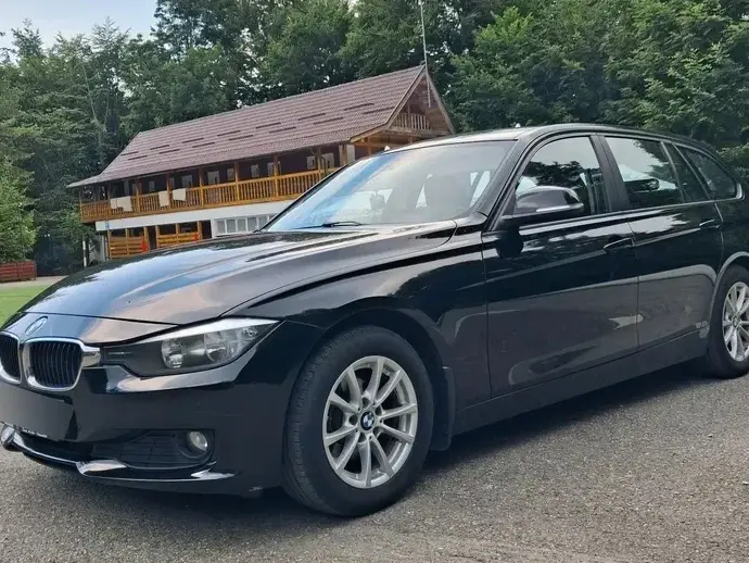 BMW Seria 3 F30/F31/F34 318d Blue Performance